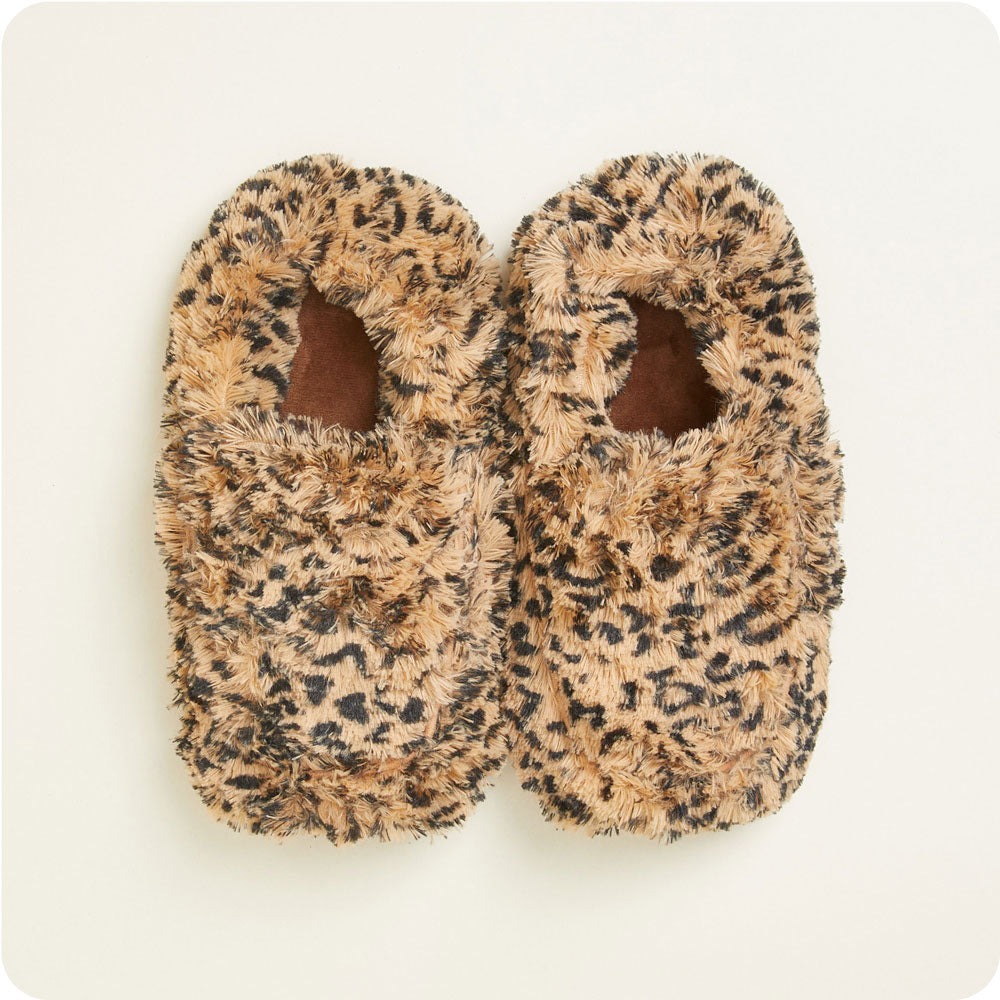FW-SLI-5-Leopard-Slippers-01-Crop_75070450-8a2f-49fd-a19b-2a5c067518eb.jpg Tawny Heatable Slippers Warmies® - Image 1